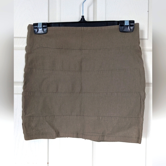 Two Mini Band-aid Skirts - Picture 3 of 4